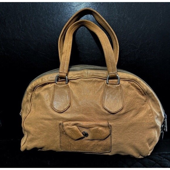 Prada Genuine Leather Shoulder/Handbag In Camel Zip Closure With Lock Luxury - Picture 7 of 16